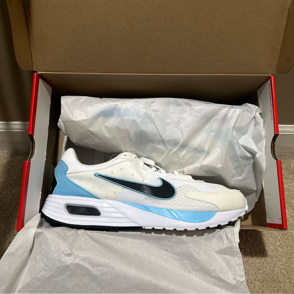 Nike Air Max Solo Sneakers White/Black-Aquarius Blue Men\'s Size 15 DX3666-103